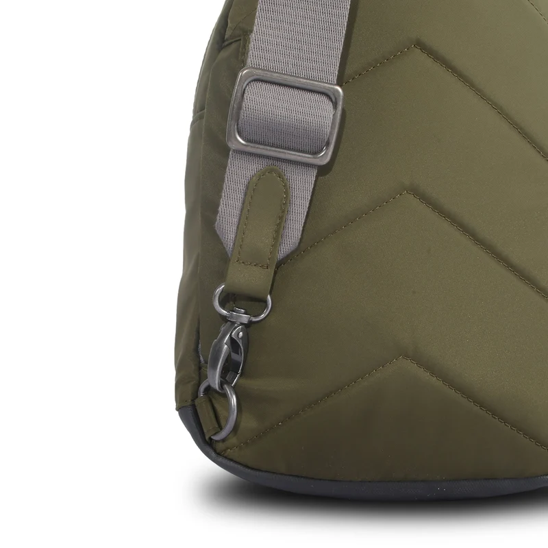 ROKA Willesden B Große Tasche aus recyceltem Nylon - Militär