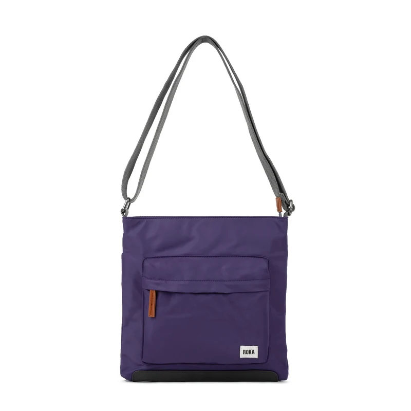 ROKA Kennington B Mulberry Medium Tasche aus recyceltem Nylon