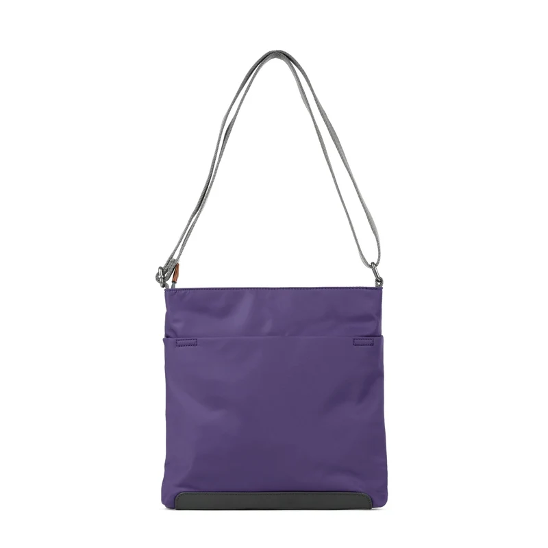 ROKA Kennington B Mulberry Medium Tasche aus recyceltem Nylon