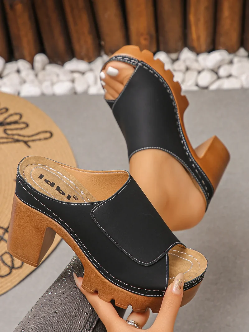 Enora | Orthopädische Sandalen mit Blockabsatz und offener Zehenpartie
