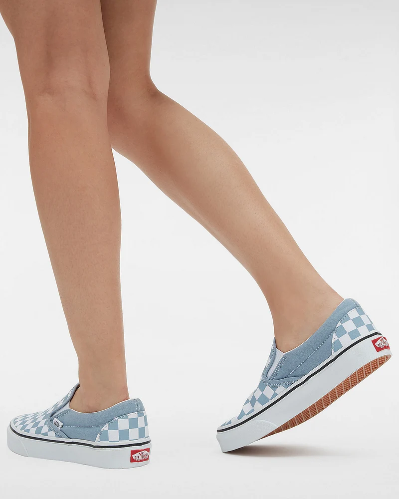 VANS Unisex Classic Slip-On Color Theory Checkerboard-Sneaker – Dusty Blue