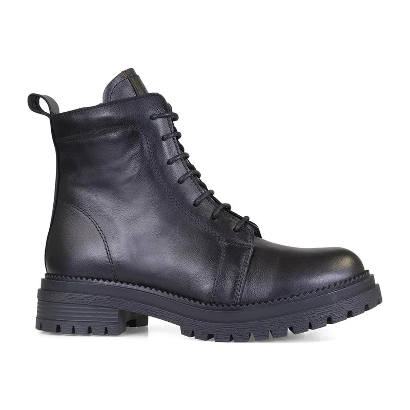 Contemporary Comfort Boots E Fit - LOGAN - Logan / null - Black Leather