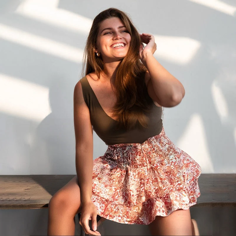 Pamelae | Floraler Stufen-Skort mit Rüschen