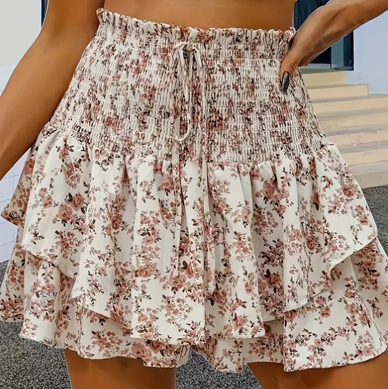 Pamelae | Floraler Stufen-Skort mit Rüschen
