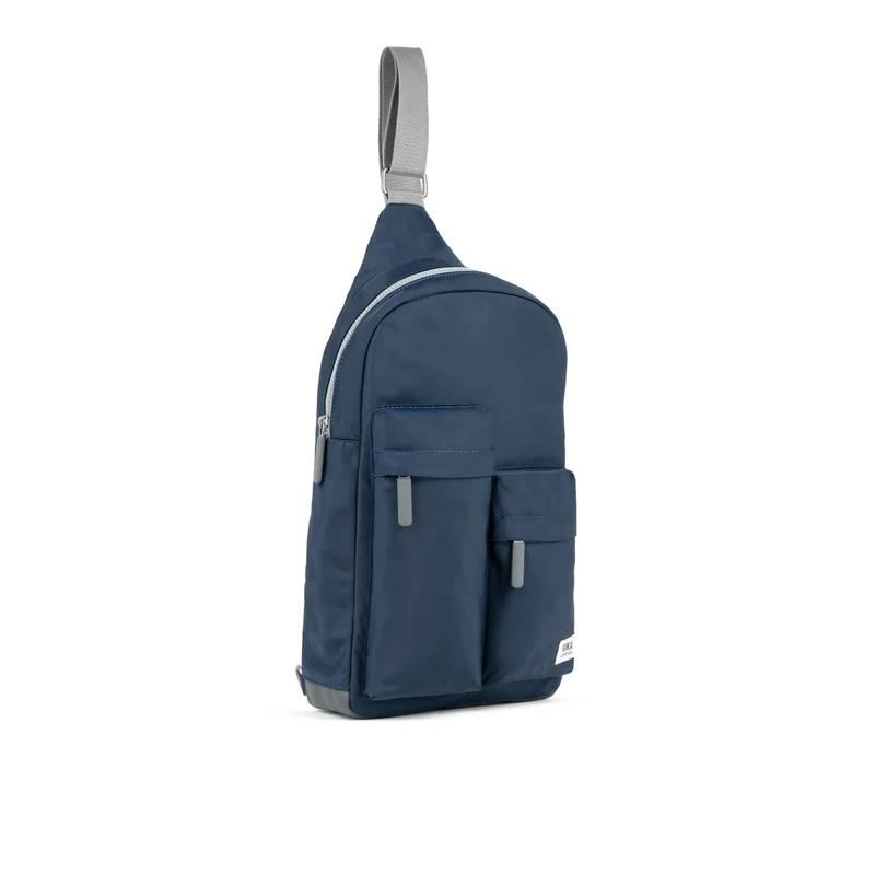 ROKA Willesden M XL Recycling-Nylon-Tasche - Mitternacht
