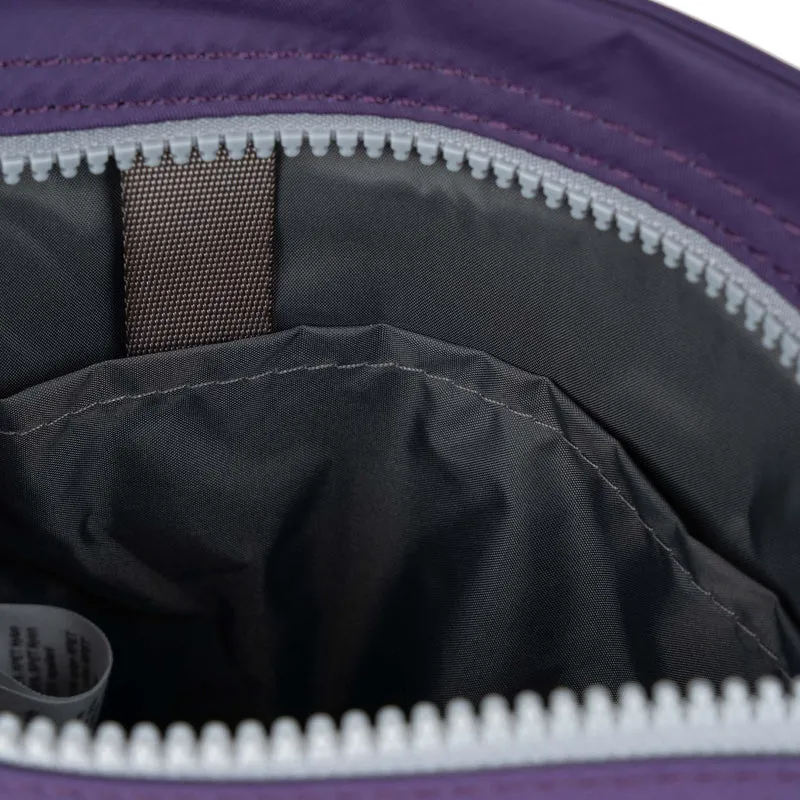 ROKA Chelsea B Majestic Purple Tasche aus recyceltem Nylon