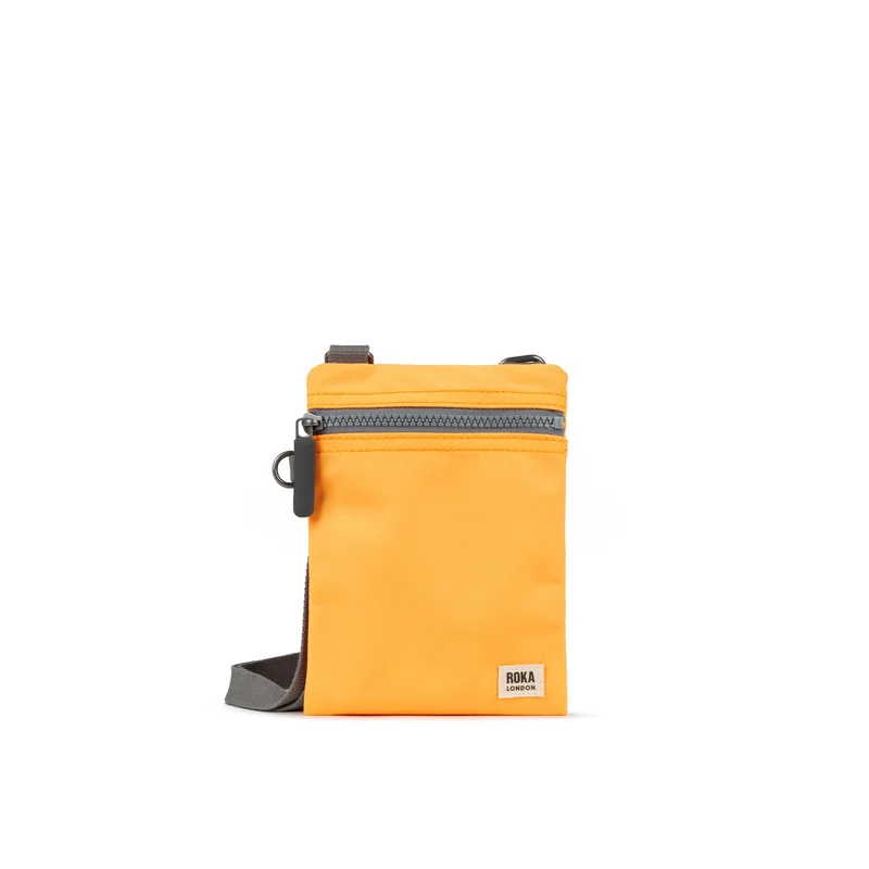ROKA Chelsea Sorbet-Tasche aus recyceltem Nylon