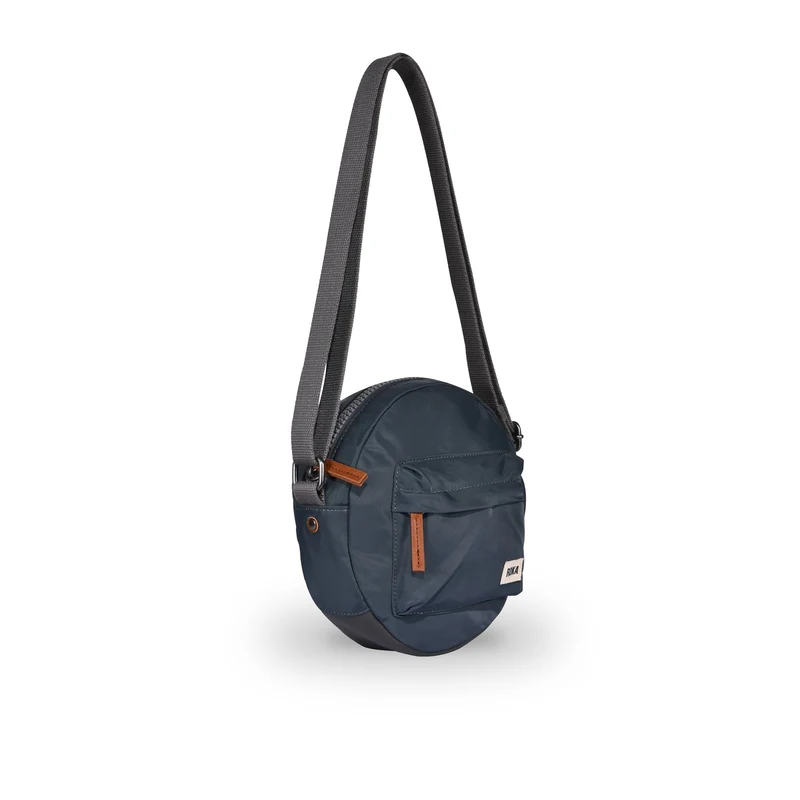 ROKA Paddington B Kleine Tasche aus recyceltem Nylon - Rauch