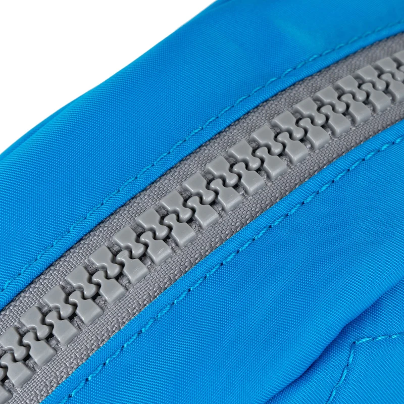 ROKA Paddington Kleine Tasche aus recyceltem Nylon – Neonblau