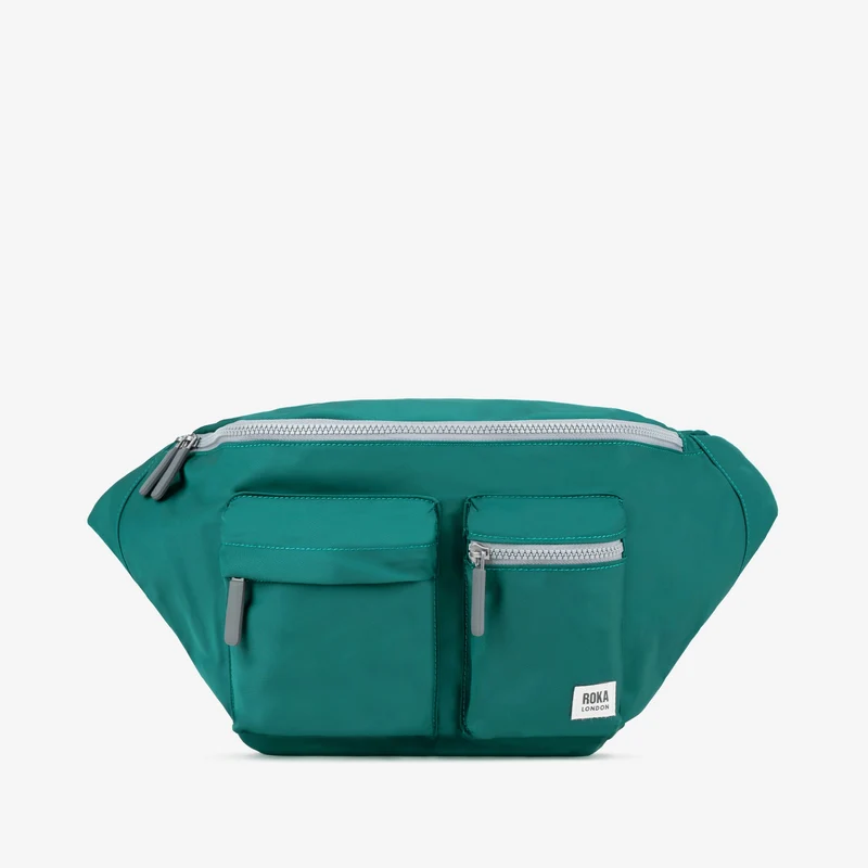 ROKA Ovale M XL-Tasche aus recyceltem Nylon - Blaugrün