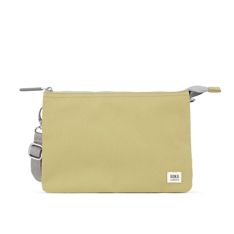 ROKA Carnaby Crossbody XL Khaki Tasche aus recyceltem Canvas