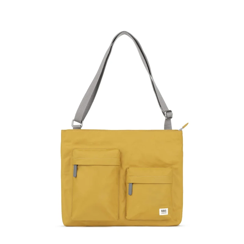ROKA Mittelgroße Tasche Moorgate M aus recyceltem Nylon - Mais