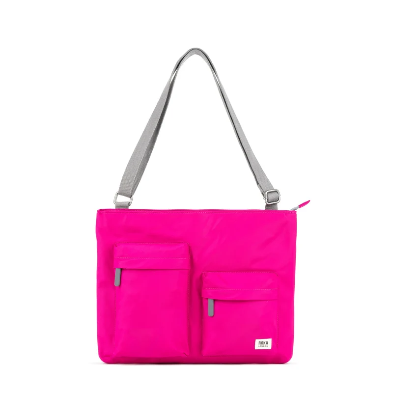 ROKA Mittelgroße Tasche Moorgate M aus recyceltem Nylon - Candy