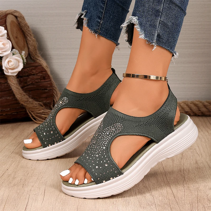 Aoreda | Bequeme Plateau-Sandalen mit Glitzerakzenten