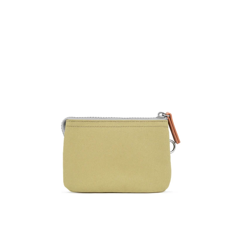 ROKA Carnaby Kleine Handtasche aus recyceltem Khaki-Canvas