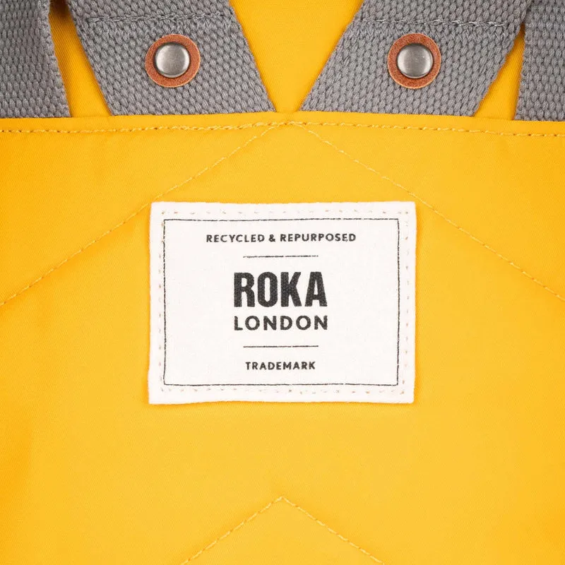 ROKA Canfield B Safran Kleine Tasche aus recyceltem Nylon