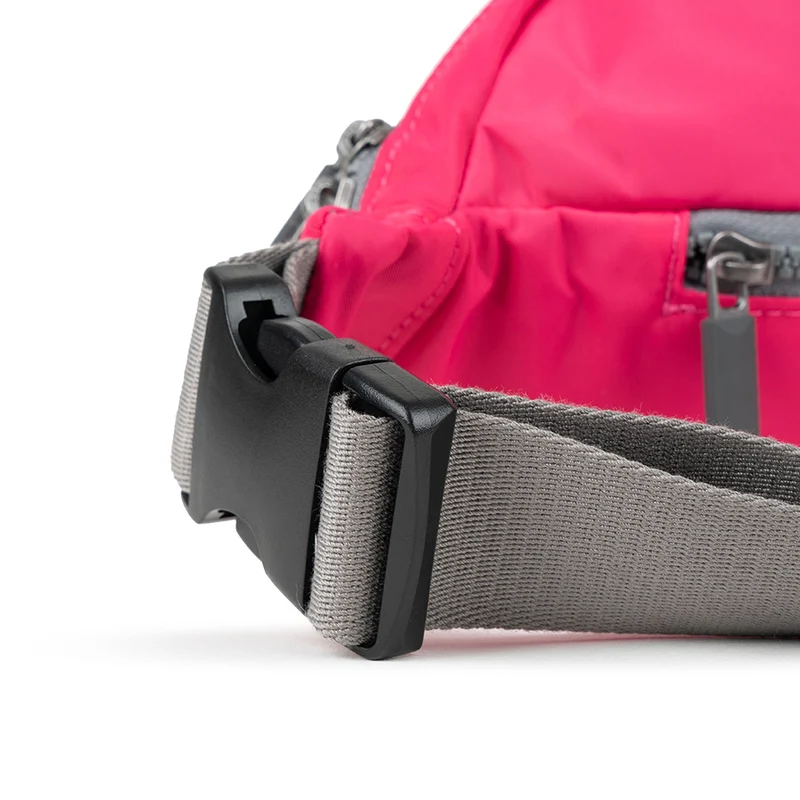 ROKA Mittelgroße Jubilee-Tasche aus recyceltem Nylon - Sparkling Cosmo