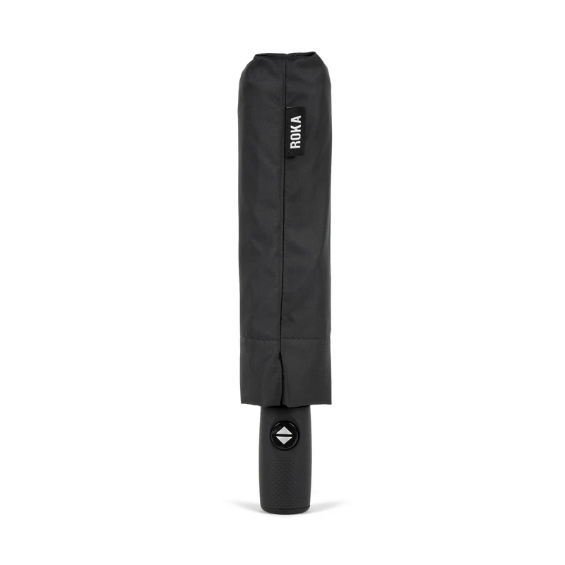 ROKA Schwarzer Regenschirm „Waterloo“ aus recyceltem Nylon