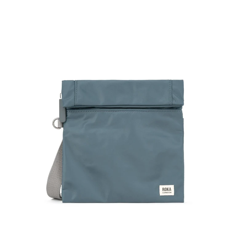 ROKA Kleine Tasche Stratford aus recyceltem Nylon - Rauchgrau