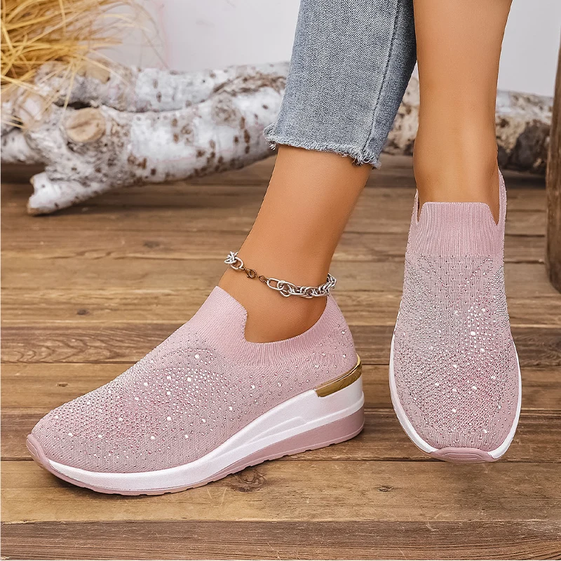Yuolen | Slip-On-Sneaker mit Schmetterlingsmotiv und Strass