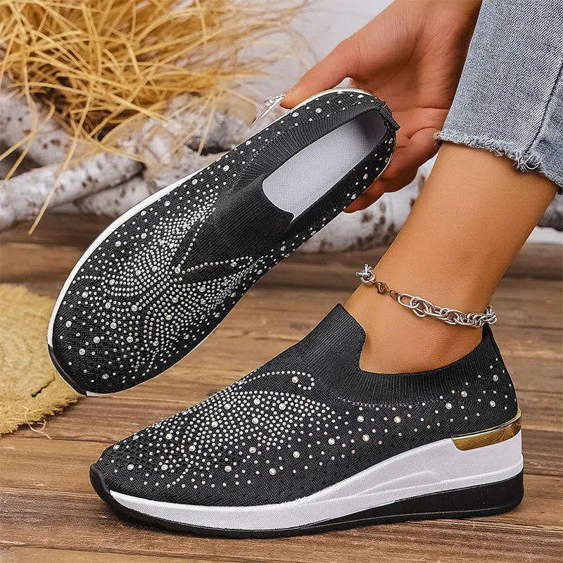 Yuolen | Slip-On-Sneaker mit Schmetterlingsmotiv und Strass
