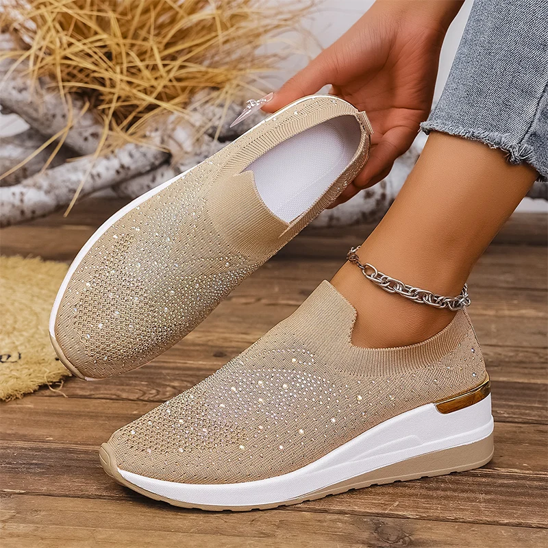Yuolen | Slip-On-Sneaker mit Schmetterlingsmotiv und Strass