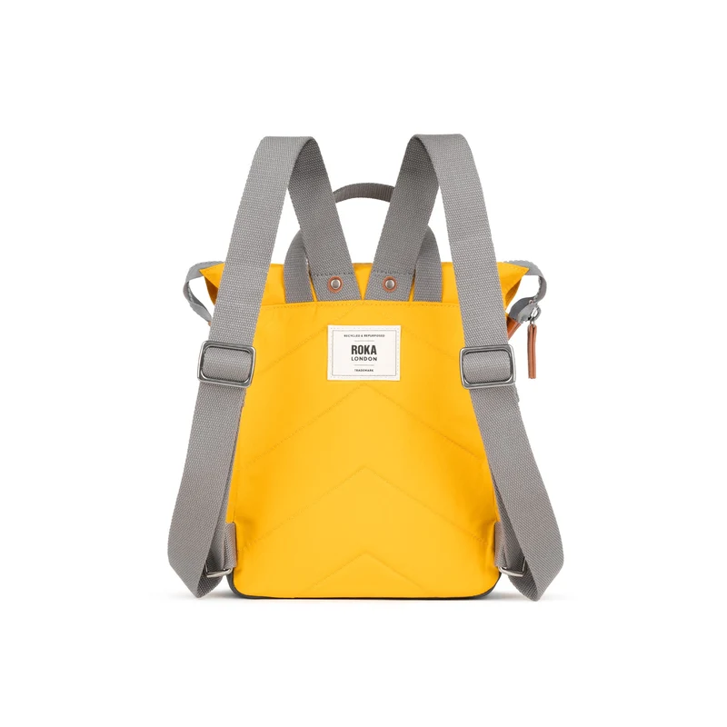 ROKA Bantry B Safran Kleine Tasche aus recyceltem Nylon