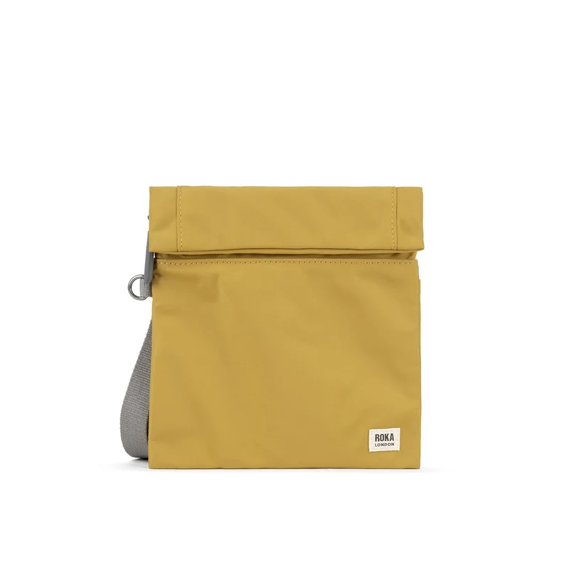 ROKA Kleine Tasche Stratford aus recyceltem Nylon - Mais
