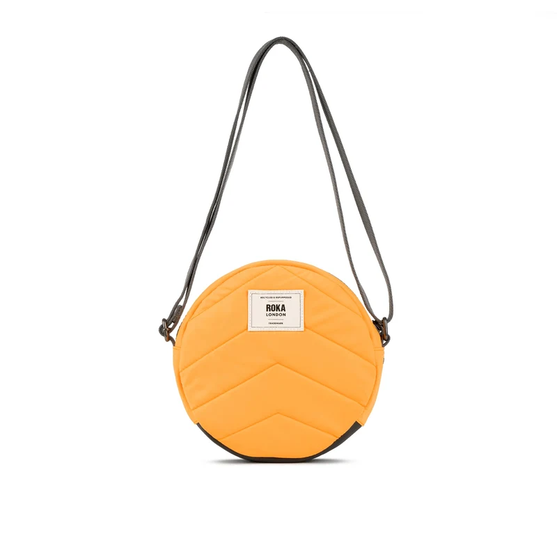ROKA Paddington B Kleine Tasche aus recyceltem Nylon - Sorbet