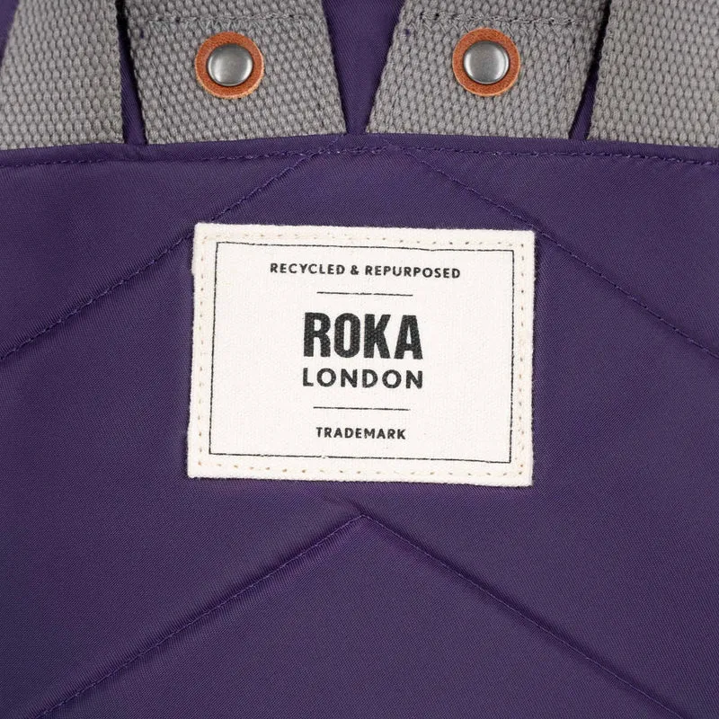 ROKA Bantry B Majestic Purple Kleine Tasche aus recyceltem Nylon