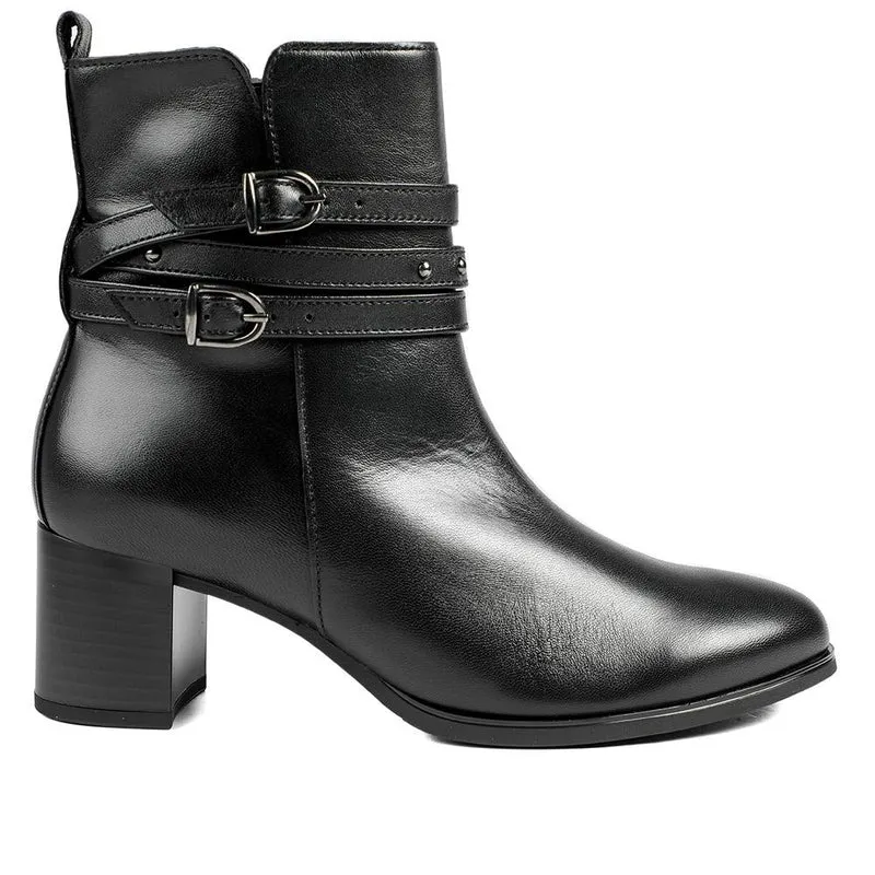 Gabor Leather Block Heel Smart Ankle Boots - GAB42027 / 329 519 - Black