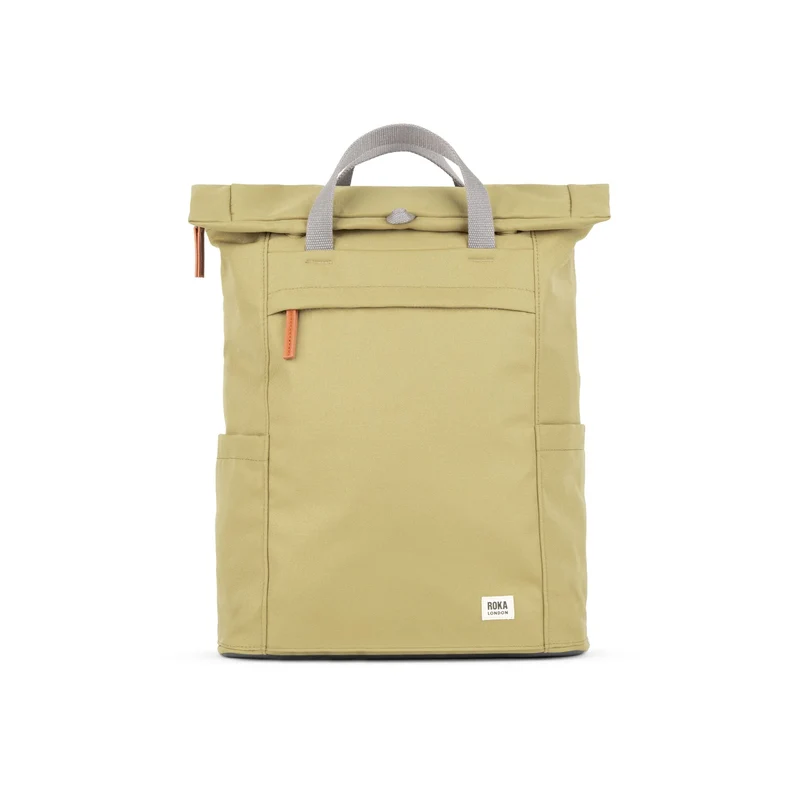 ROKA Finchley Eine große Tasche aus recyceltem khakifarbenem Canvas