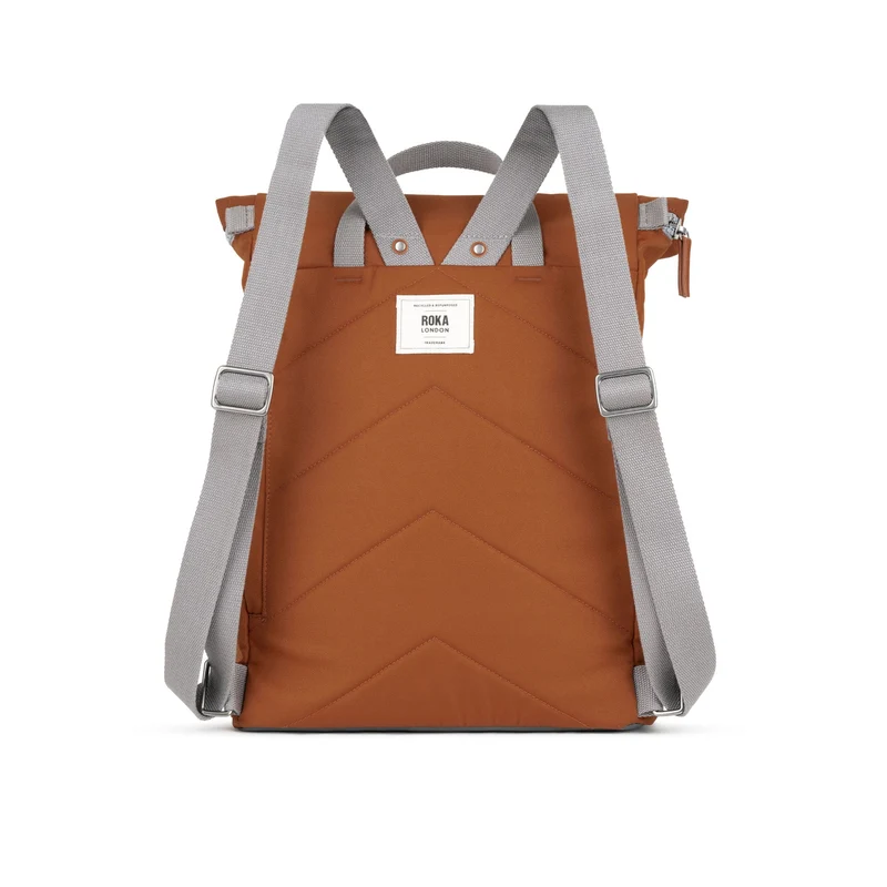 ROKA Finchley Eine große Tasche aus recyceltem Canvas von Bran