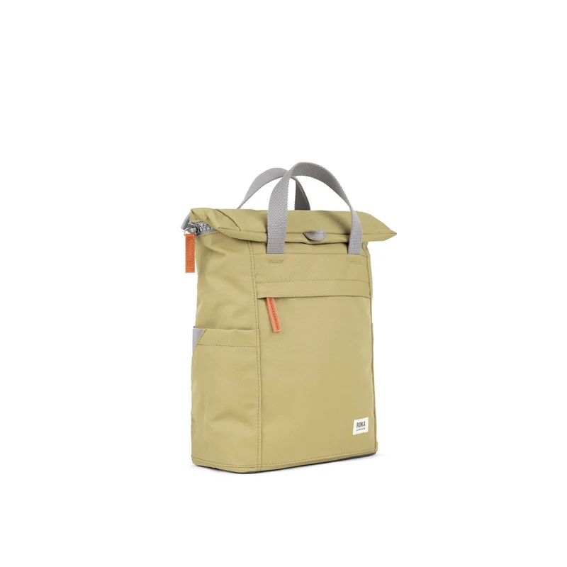 ROKA Finchley Eine kleine Tasche aus recyceltem khakifarbenem Canvas