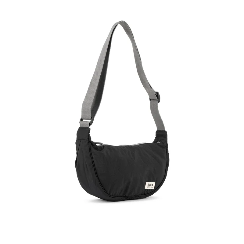 ROKA Farringdon Schwarzer Beutel aus recyceltem Taslon