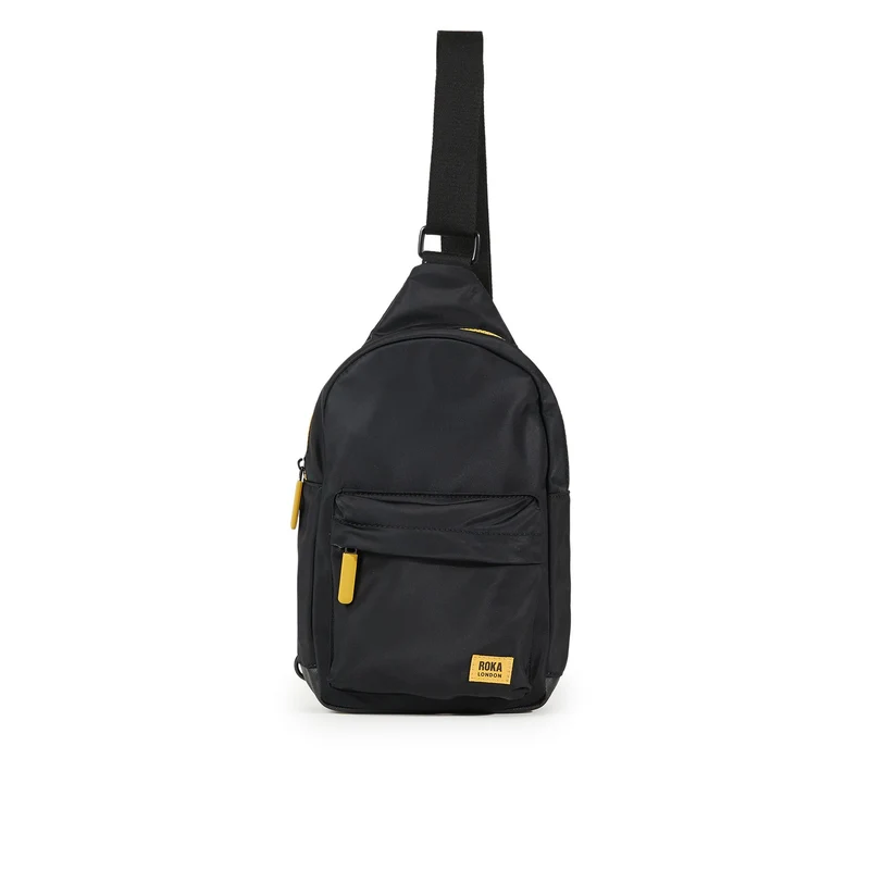 ROKA All Black Willesden B Corn Große Recycling-Nylontasche