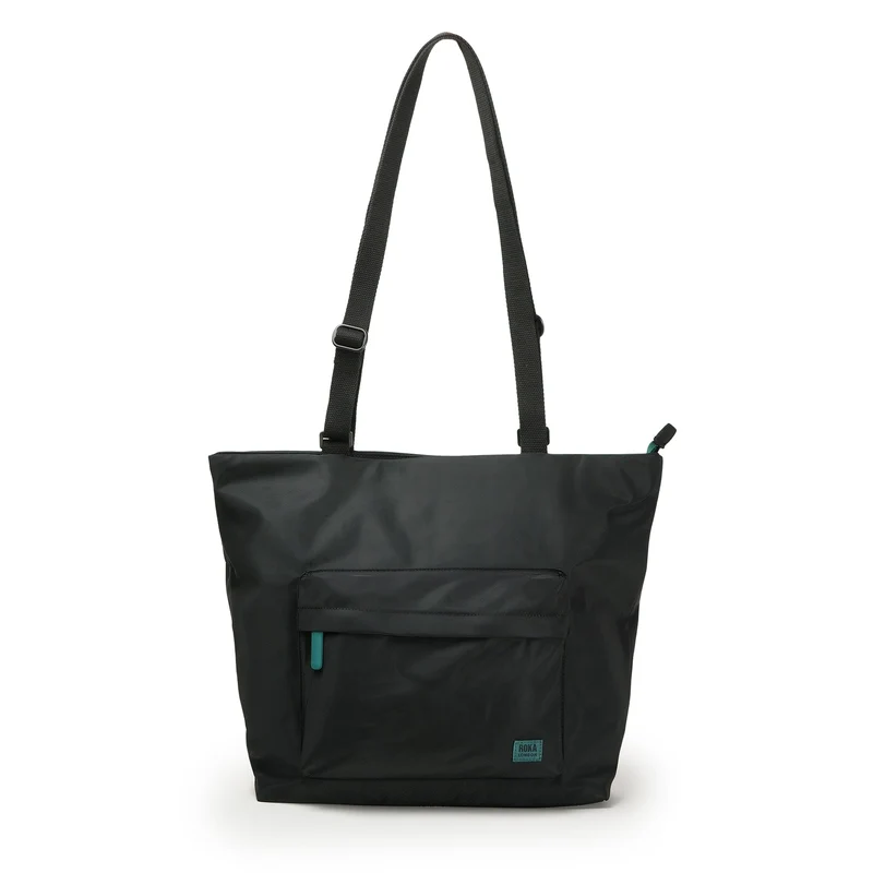 ROKA Komplett schwarze Tasche „Trafalgar B“ aus recyceltem Nylon in Blaugrün