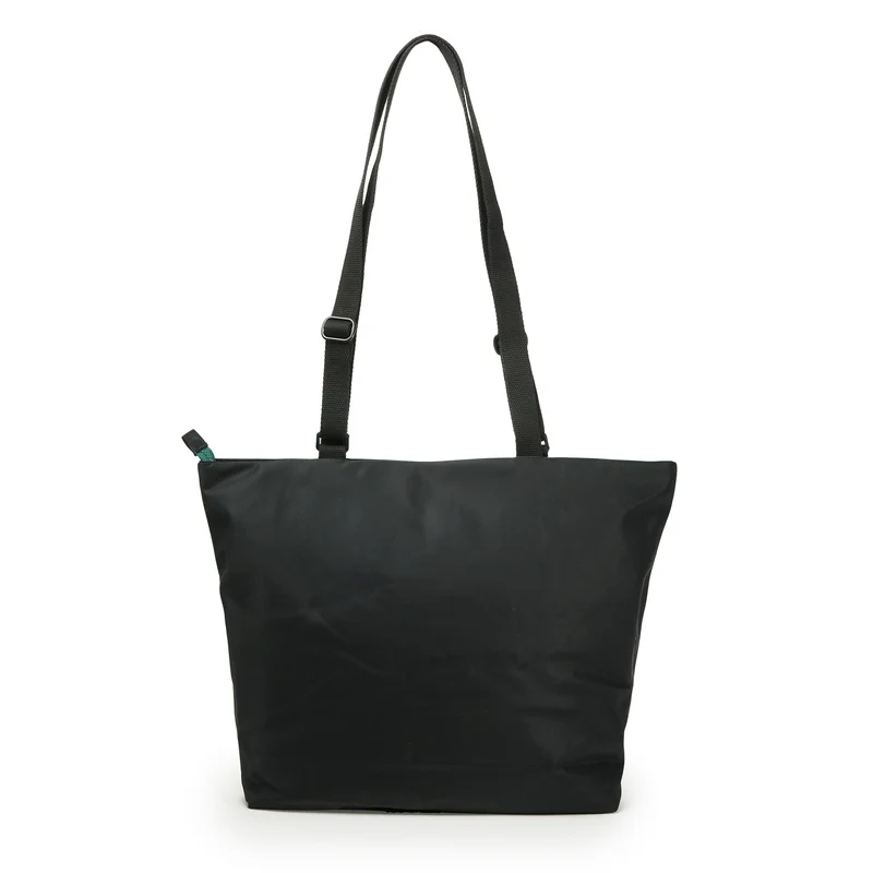 ROKA Komplett schwarze Tasche „Trafalgar B“ aus recyceltem Nylon in Blaugrün