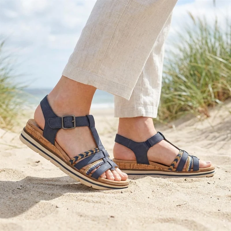 Wide-Fit Strappy Buckle-Up Sandals - RELIF41031 / 326 874 - Navy