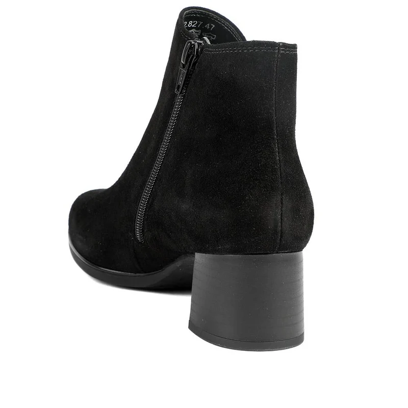 Leather Ankle Boots With Block Heel - GAB42020 / 329 514 - Black