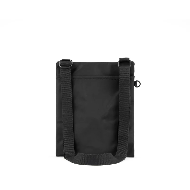 ROKA All Black Chelsea B Recycelter Nylonbeutel