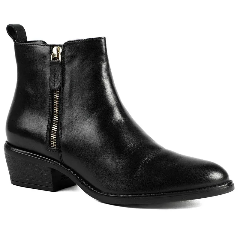 Van Dal Barlow II Wide Fit Leather Ankle Boots - GUP42502 / 328 840