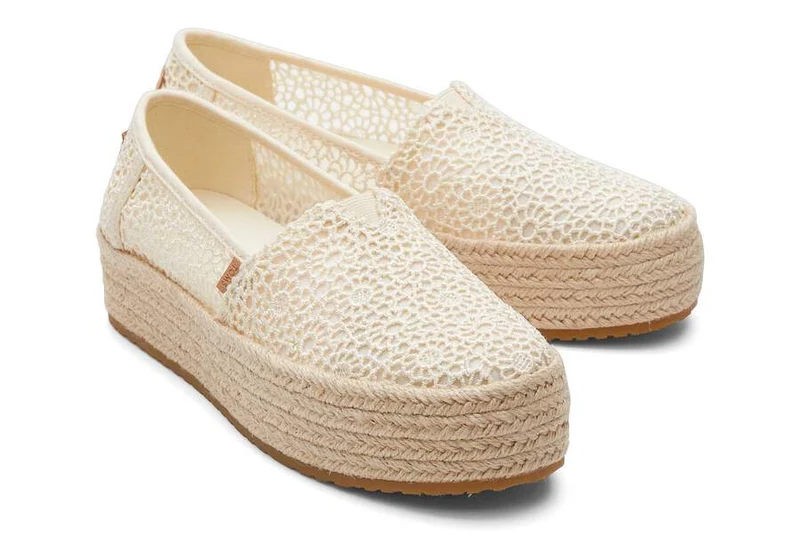 TOMS Valencia, natürliche, marokkanische Häkel-Espadrilles mit Plateausohle für Damen - Natur