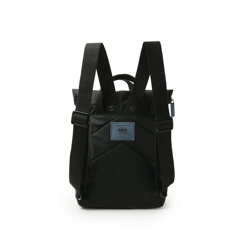 ROKA All Black Canfield B Airforce Kleine Tasche aus recyceltem Nylon