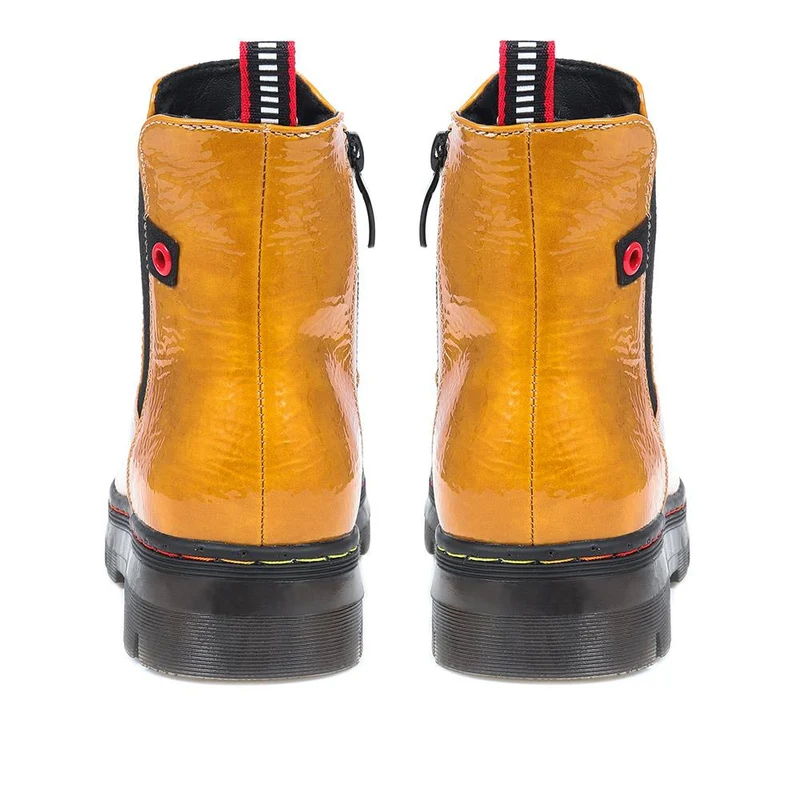 Casual Chelsea Boots - WOIL38009 / 324 131 - Mustard Patent