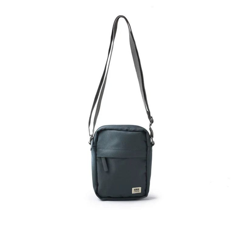 ROKA Bond Rauchrecycelte Canvas-Tasche