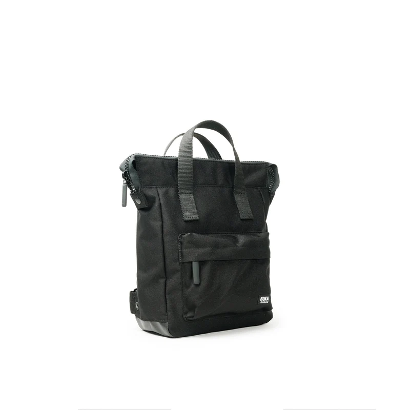 ROKA All Black Bantry Kleine Tasche aus recyceltem Canvas von B Ash