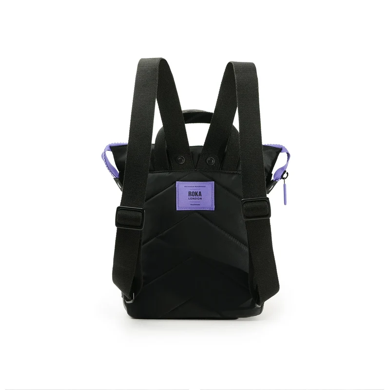 ROKA All Black Bantry B Lila kleine Tasche aus recyceltem Nylon