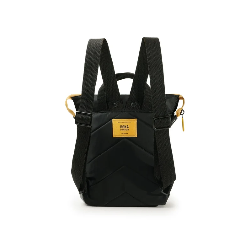 ROKA All Black Bantry B Corn Kleiner Beutel aus recyceltem Nylon