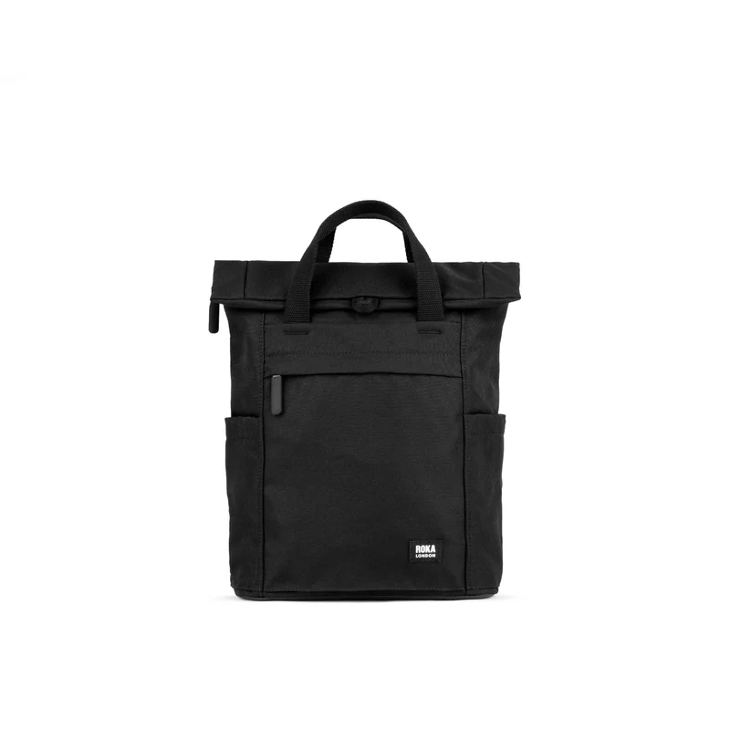 ROKA All Black Finchley Eine kleine Tasche aus recyceltem Canvas von Ash